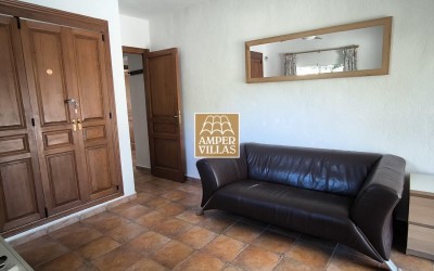 Beautiful and spacious Mediterranean villa with large terraces.